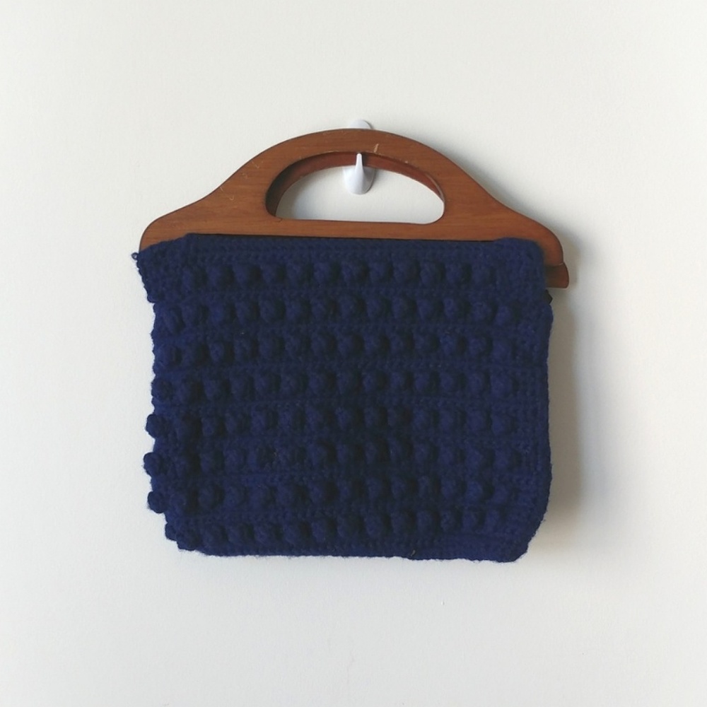 HANDBAG + Vintage Crochet Purse